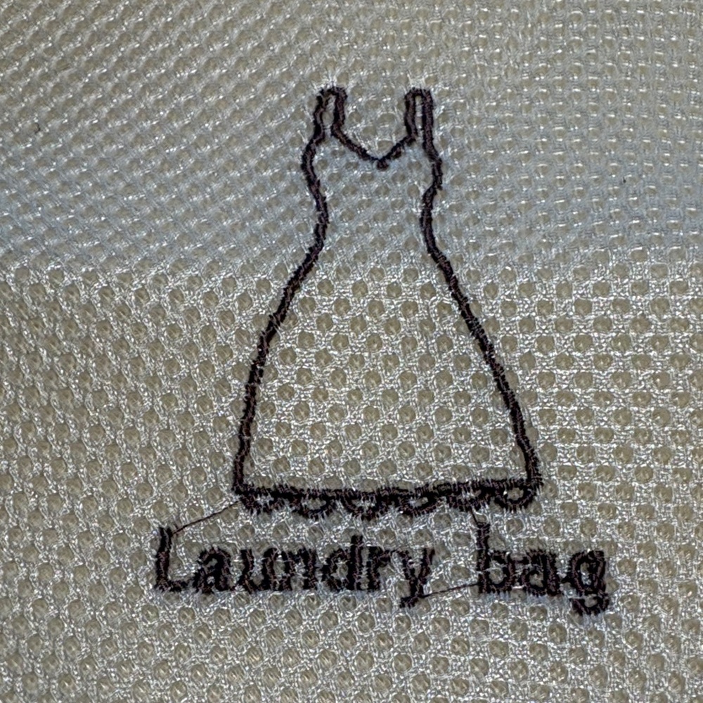 Cream Mesh Laundry Bag - Picture 2 of 5